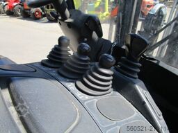 Linde H25D-02 - Triplex-Freihub 4,7m + Seitenschieber