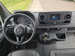 MERCEDES-BENZ SPRINTER 311 L1H1 2xZijdeur Mbux!