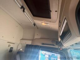 MERCEDES-BENZ Actros als Gesamtzug mit Schubboden