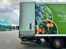 SCHMITZ CARGOBULL SKO 24 THERMO KING SLX 200 ONLY 3645 ENGINE HOUR