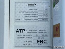 SCHMITZ CARGOBULL SCB*S3B THERMO KING SLXe 300 LIFT AXLE HOLLAND-T