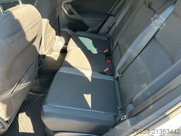 VOLKSWAGEN Tiguan 110kw DSG * LED * Head-Up*Digital*Navi*