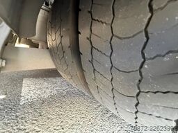 Mercedes-Benz ACTROS 2540 6X2 PORTAMAQUINARIA