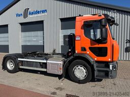 Renault D-Wide Vrachtwagen / Trekker Registratie, Trekh...