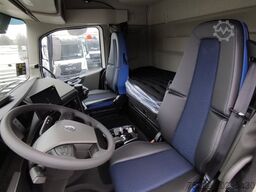 VOLVO FH 460 6x2-4 Globetrotter FASSI F235