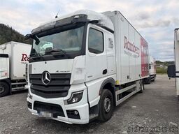 Mercedes-Benz Actros 1833 4x2 Box truck w/ Full side opening.