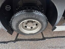 FUSO Canter 7C18 Koffer mit Ladebordwand *Klima*