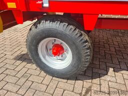  Meststrooier - Nieuw