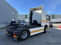 Volvo FM 370 Globetrotter / 827 dkm / 2 Tanks / Full ...
