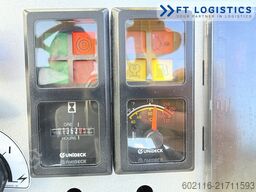 Combilift CB2500 GAS TRIPLEX 4900 FORK POSITIONER