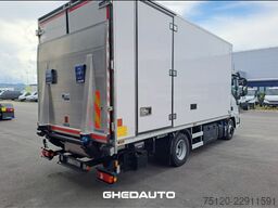 IVECO EUROCARG0 90 220 CON CELLA ISOTERMICA E SPONDA CARICATRICE