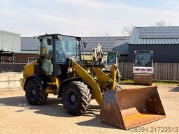 Caterpillar 908M