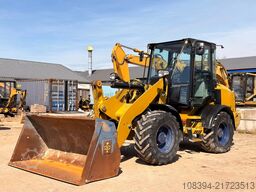 Caterpillar 908M