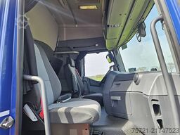 RENAULT T 440