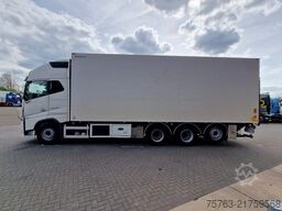 Volvo FH 16.750 XL 8x4*4 - Carrier Supra 1150 MT - Bi...