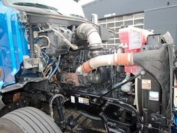 PETERBILT 579