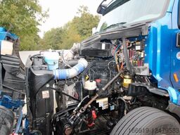 PETERBILT 579