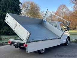 VOLKSWAGEN T6.1 2.0 TDI 3X SEITENKIPPER DSG SHZ AHK 1.HAND