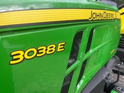 JOHN-DEERE 3038E-781761