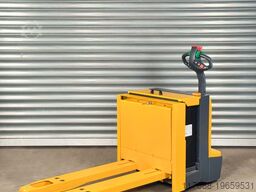 Jungheinrich EJE 230 - Service Neu - 3.000KG - Batterie 80%