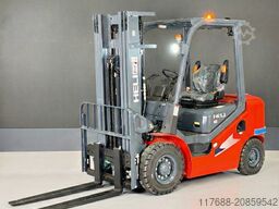 Heli CPCD25-H3-Diesel 2,5t 4,7m Triplex KUBOTA Garantie