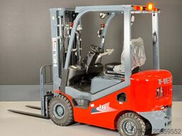 Heli CPCD18H3-Diesel 1,75t 4,7m Triplex KUBOTA Garantie