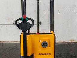 Jungheinrich EJC 112 LI ION 3.2m/ 698h/ 2020y