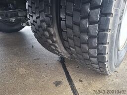 RENAULT D12-210 - E6 - PROBLEME CHAUFFE MOTEUR