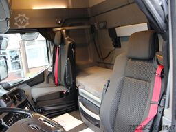 Renault T440   Kühlbox  Alu-Felgen   VollSpoiler   Navi