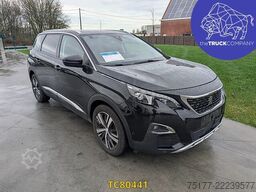 Peugeot 5008 1.5 Blue HDI