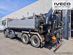 IVECO TRAKKER mit EFFER Kran !Tauschmotor!