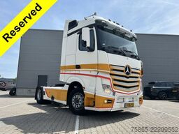 Mercedes-Benz Actros 1842 Streamspace / 2 Tanks / APK TUV 12-26