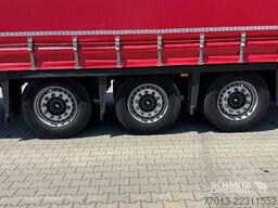 Schmitz Cargobull Curtainsider Mega