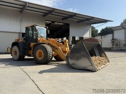  HL 760-9A Radlader / Swiss-Vehicle