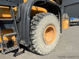  HL 760-9A Radlader / Swiss-Vehicle