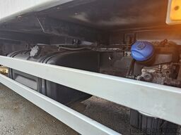 Volvo FL 240 4x2 16tons Seitentüren Koff