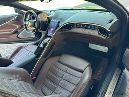 FERRARI Roma Coupe Schwarz