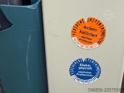 ULVAC HELIOT 701D helowy wykrywacz niesz ULVAC HELIOT 701D helowy wykrywacz niesz