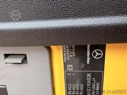 Mercedes-Benz Foodtruck, Imbisswagen, Food Truck mit neuer Küche und Ausstattung