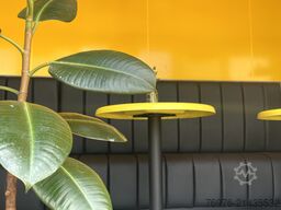 Other Container mit Sitzmöglichkeiten