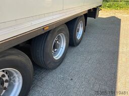 Krone Carrier vector NL trailer 8850 engine hours