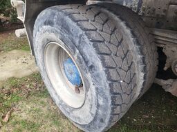 IVECO TRAKKER 420  LE 8X4 LIEBHERR  8 M3 EURO V.