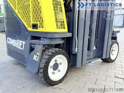 Combilift CB2500 GAS TRIPLEX 4900 FORK POSITIONER