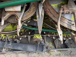 CLAAS Orbis 900