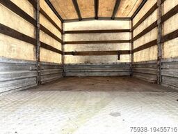 Mercedes-Benz LK 914 (6-CILINDER) WITH TENT BOX (MANUAL GEARB...