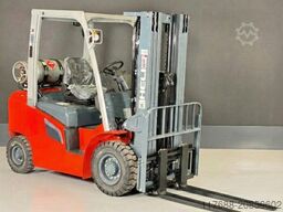 Heli CPYD35-G3- GAS  2,5t 4,7m Hub - KUBOTA - Garantie