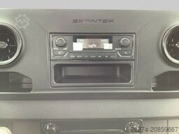 Mercedes-Benz Sprinter 211 CDI Pritsche Doka DAB Radio