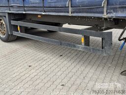 Schmitz Cargobull Curtainsider Mega