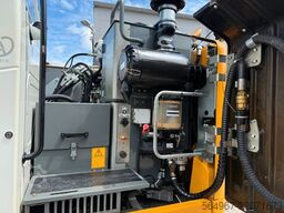 LIEBHERR R920 Compact LC Kettenbagger