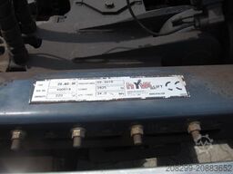 SCANIA P410 CB6X2 HSA Hyva 22T Haken Liftachse